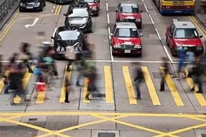 車輛右轉彎時不注意這些！兩本駕照都不夠扣，老司機都會犯錯！