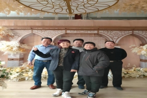 女兒是牽掛，山東大姐跑車進(jìn)京的大理想