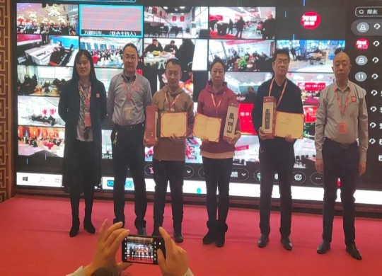 太原實(shí)體店楊利君：在萬(wàn)順叫車(chē)脫胎換骨，小店也有大發(fā)展